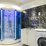 Апартаменты Cozy In With Wifi *